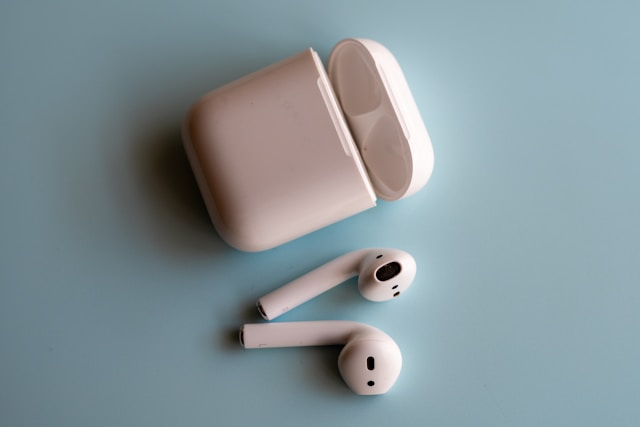 Apple AirPods - Free welcome bonus for new sellers
